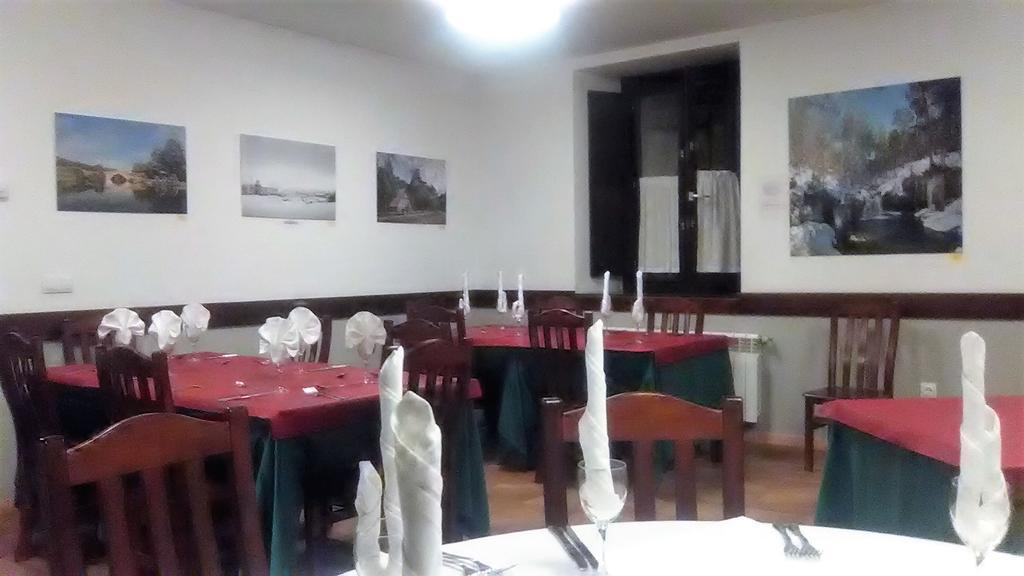El Albergue Covaleda Extérieur photo
