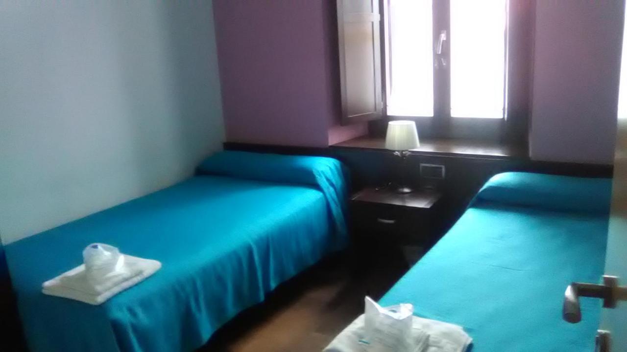 El Albergue Covaleda Extérieur photo